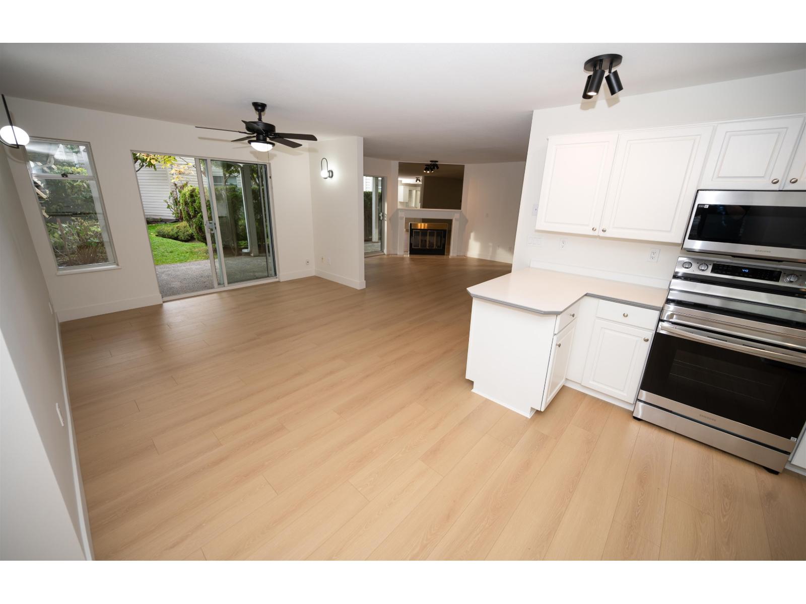 117 10584 153 Street, Surrey, British Columbia  V3R 9V1 - Photo 9 - R3058063