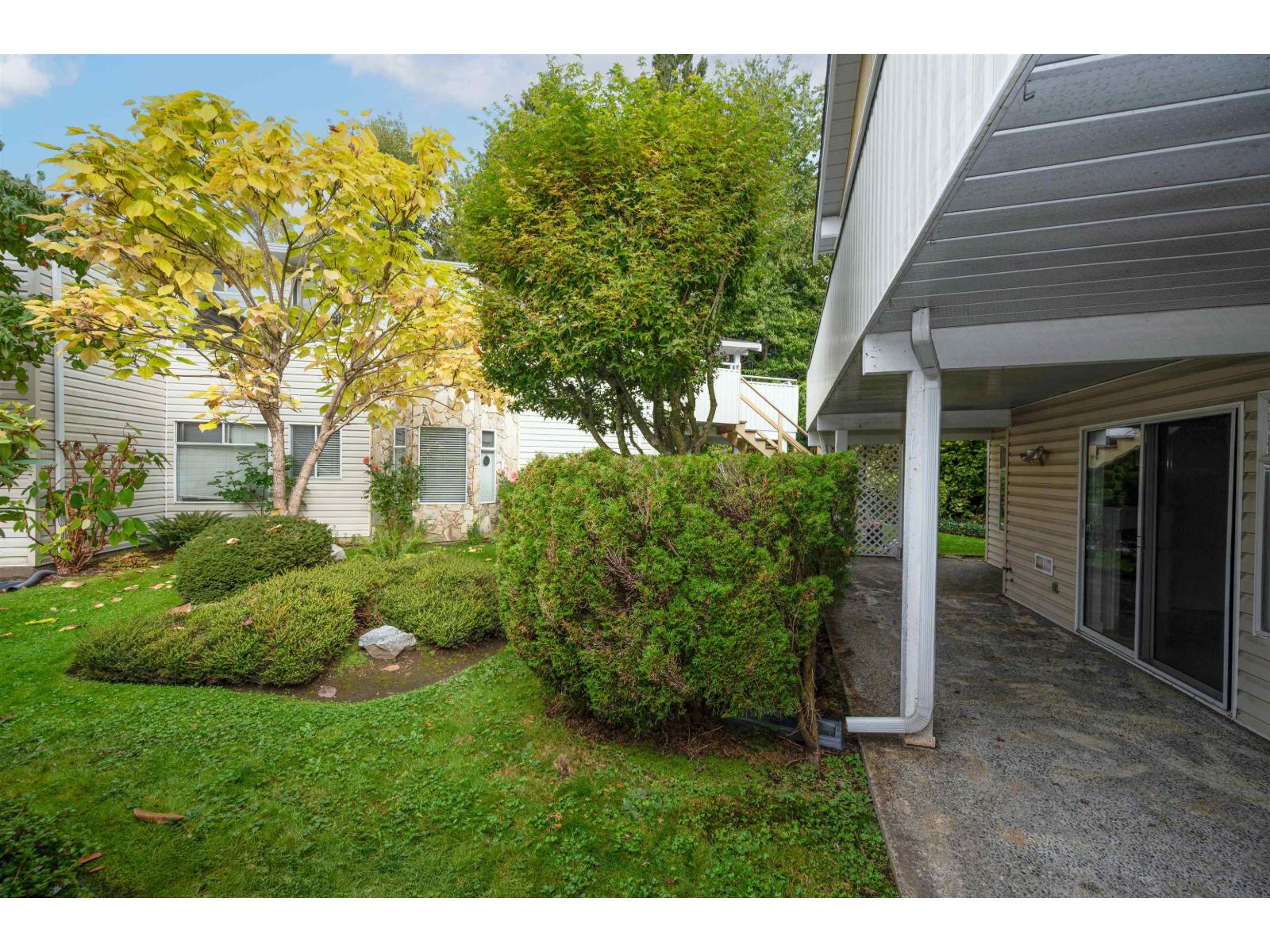 117 10584 153 Street, Surrey, British Columbia  V3R 9V1 - Photo 13 - R3058063