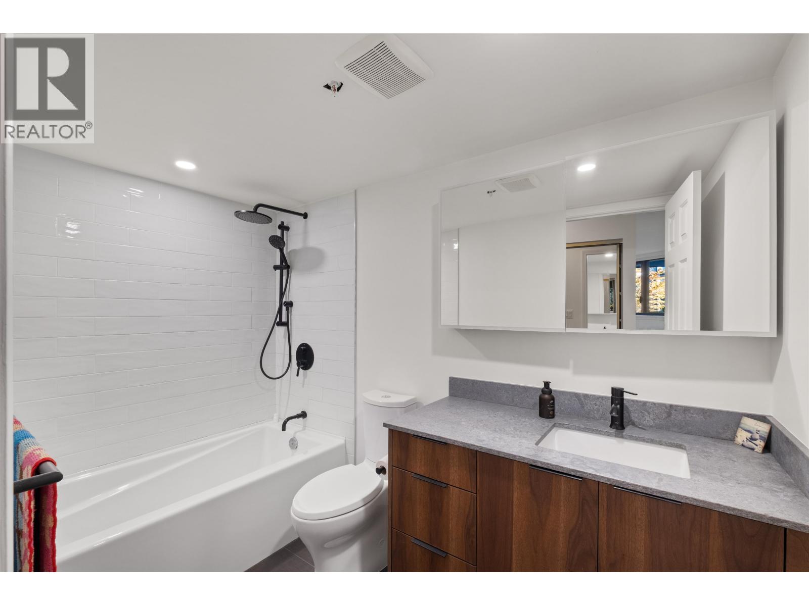 301 2201 Pine Street, Vancouver, British Columbia  V6J 5E7 - Photo 22 - R3058741