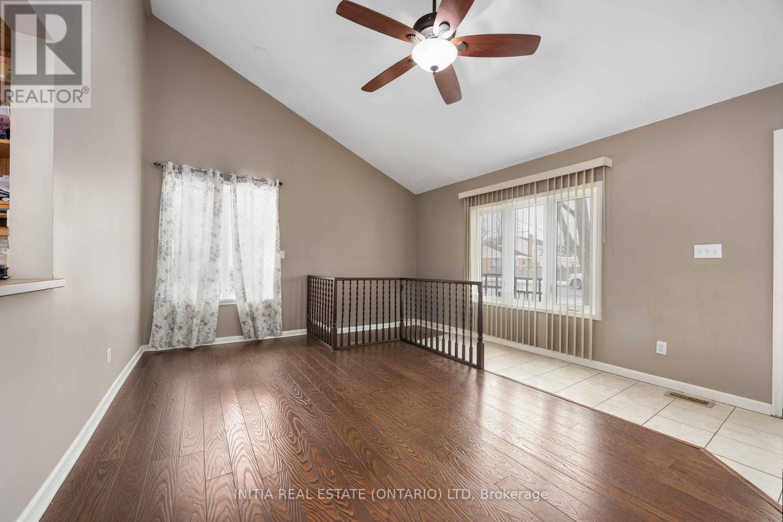 456 Murray Street, St. Clair, Ontario  N0N 1R0 - Photo 4 - X12468781