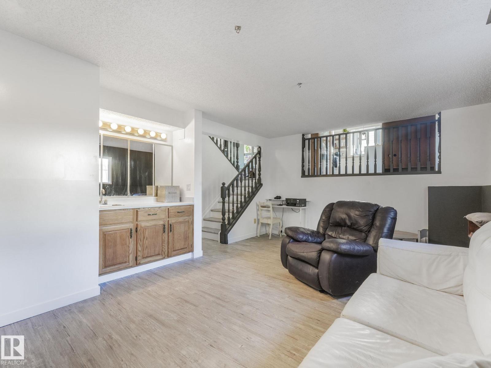 9824 164 Av Nw, Edmonton, Alberta  T5X 5H6 - Photo 22 - E4462521