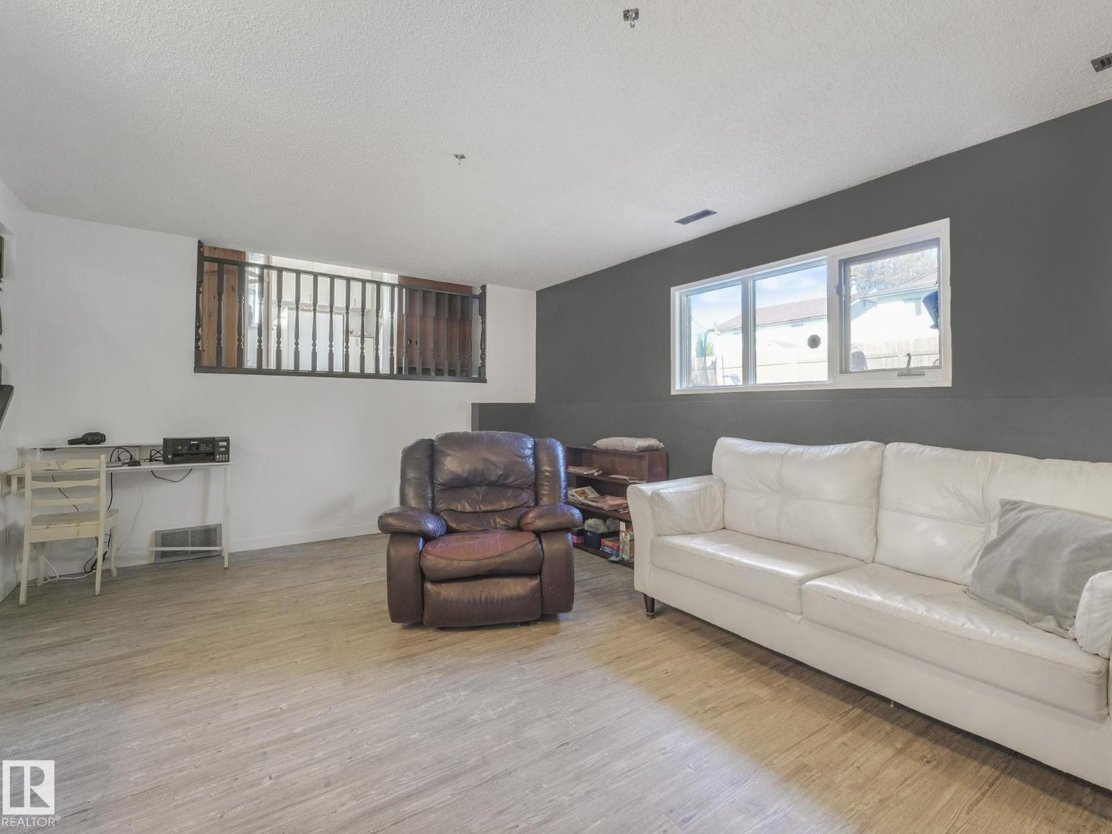 9824 164 Av Nw, Edmonton, Alberta  T5X 5H6 - Photo 23 - E4462521