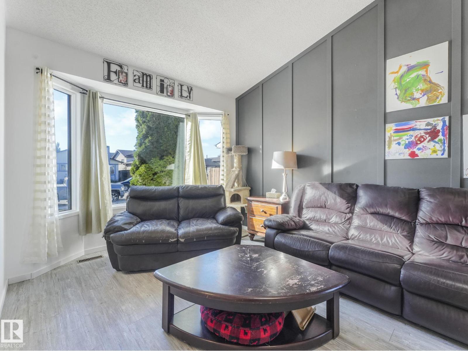 9824 164 Av Nw, Edmonton, Alberta  T5X 5H6 - Photo 4 - E4462521