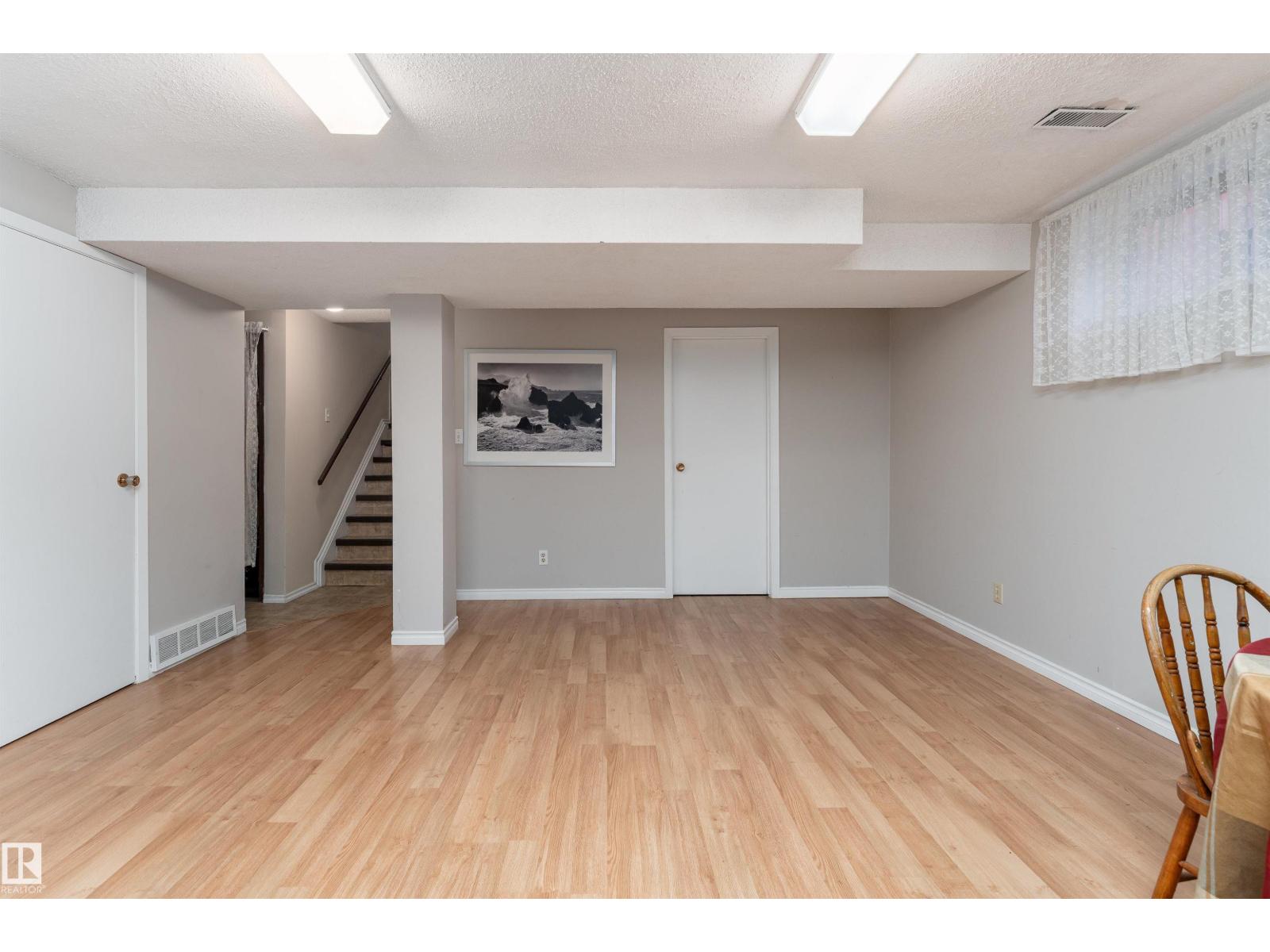 4906 31 Av Nw, Edmonton, Alberta  T6L 5H6 - Photo 29 - E4462522