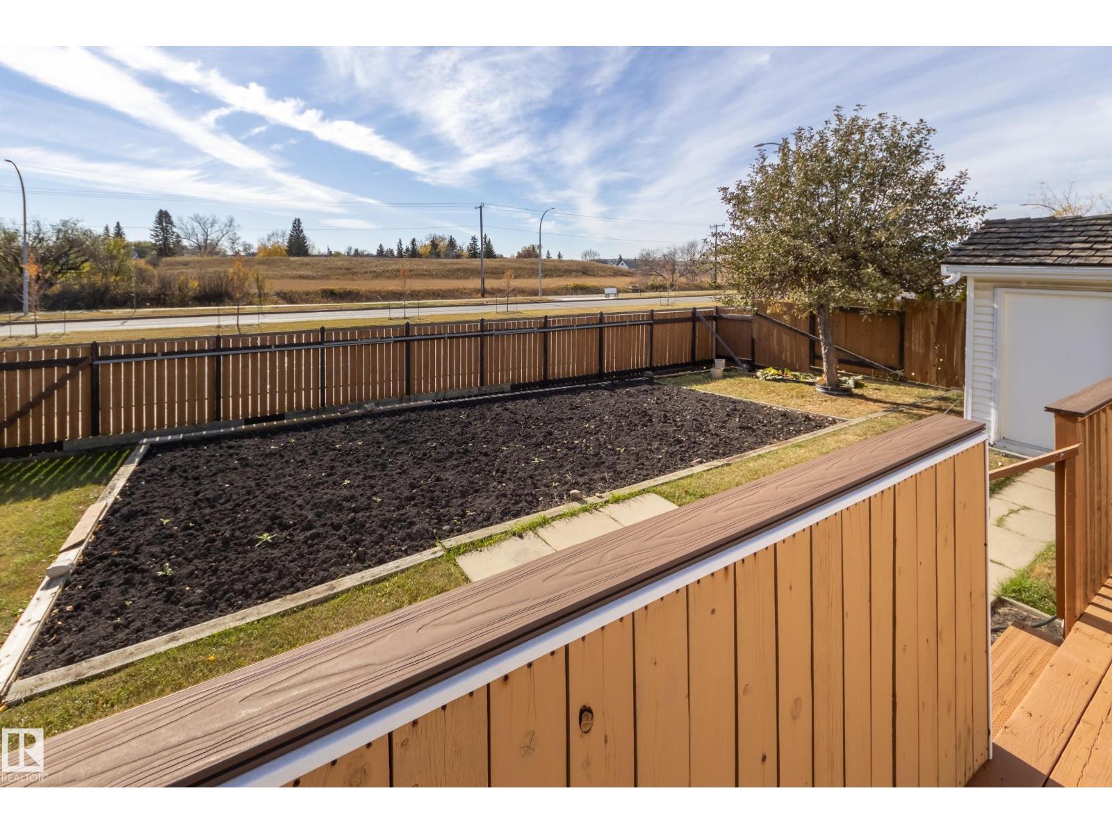 10315 154 Av Nw, Edmonton, Alberta  T5X 5R1 - Photo 37 - E4462528