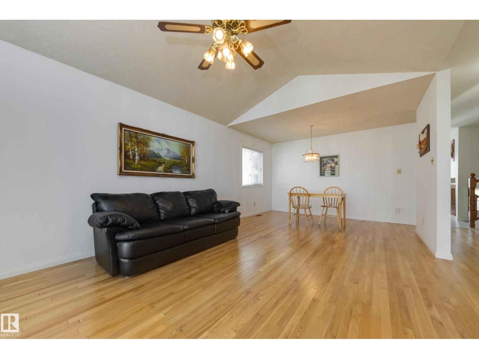 10315 154 Av Nw, Edmonton, Alberta  T5X 5R1 - Photo 5 - E4462528