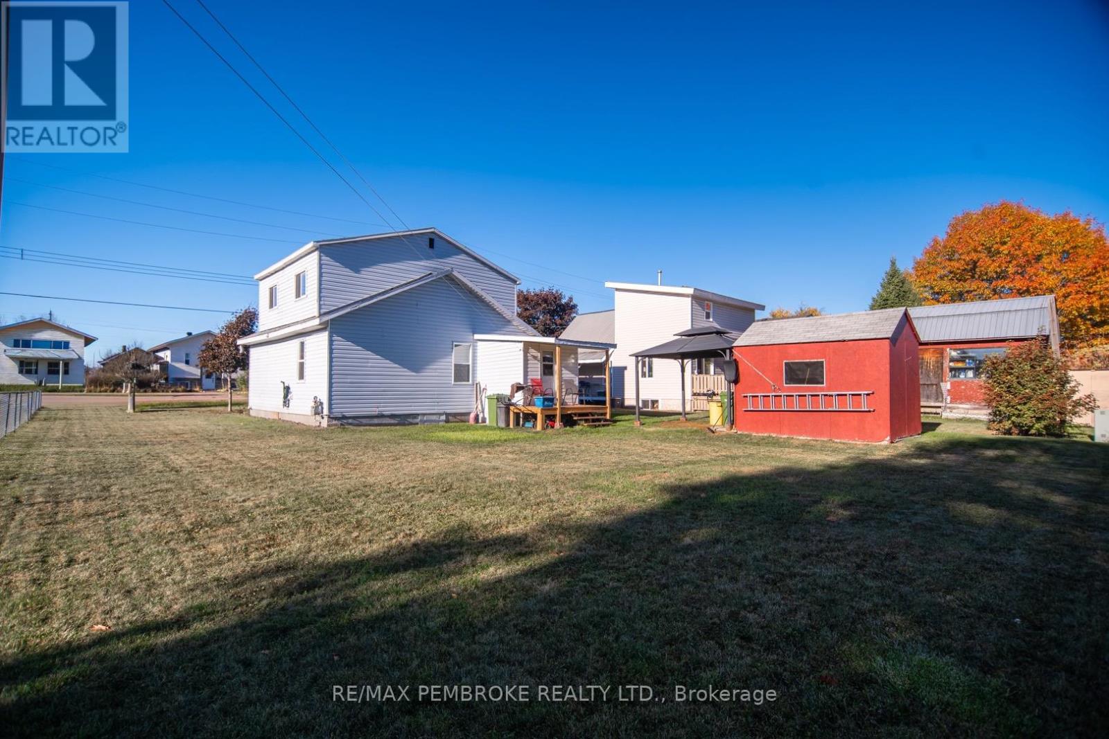 255 Mckenzie Avenue, Pembroke, Ontario  K8A 3V8 - Photo 27 - X12468703