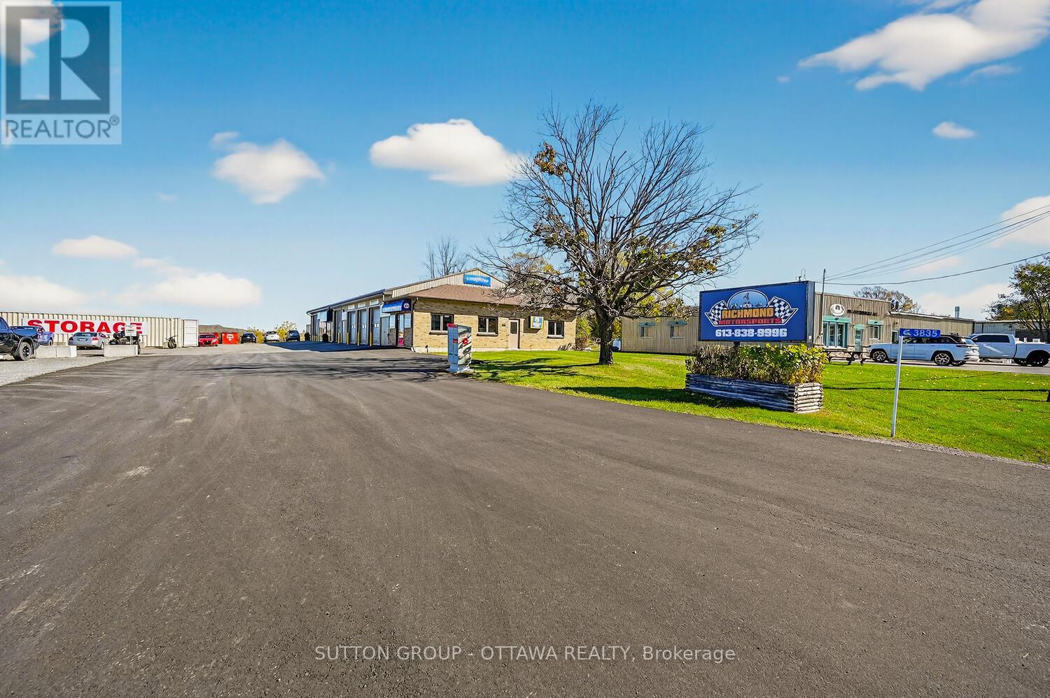 3835 MCBEAN STREET, Ottawa, Ontario