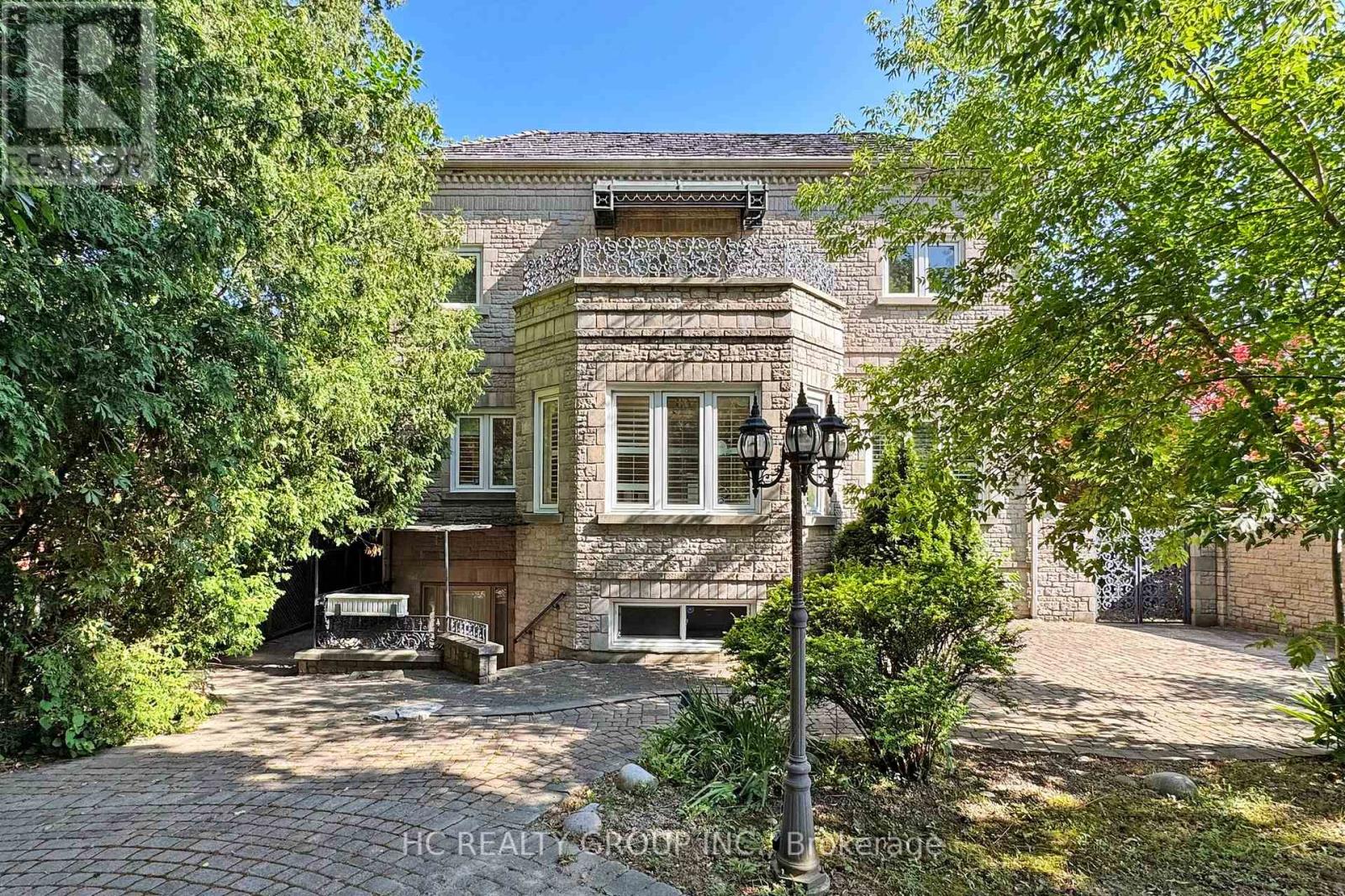 348 Greenfield Avenue, Toronto, Ontario  M2N 3E8 - Photo 45 - C12468601