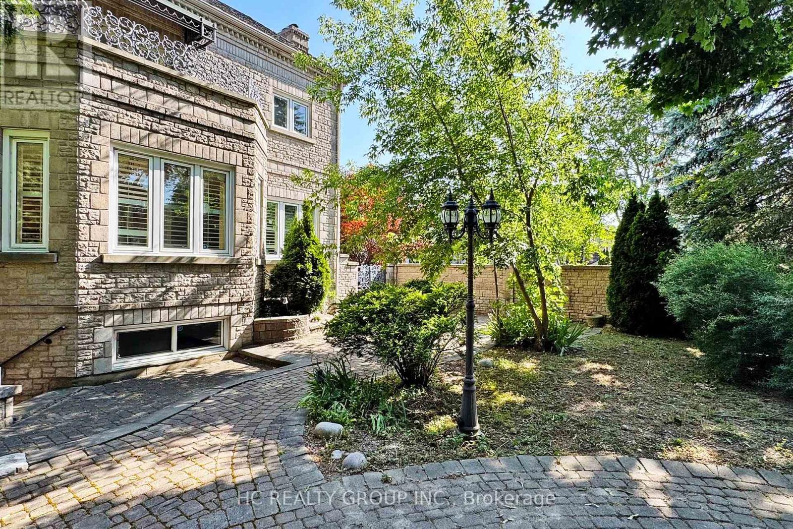 348 Greenfield Avenue, Toronto, Ontario  M2N 3E8 - Photo 46 - C12468601