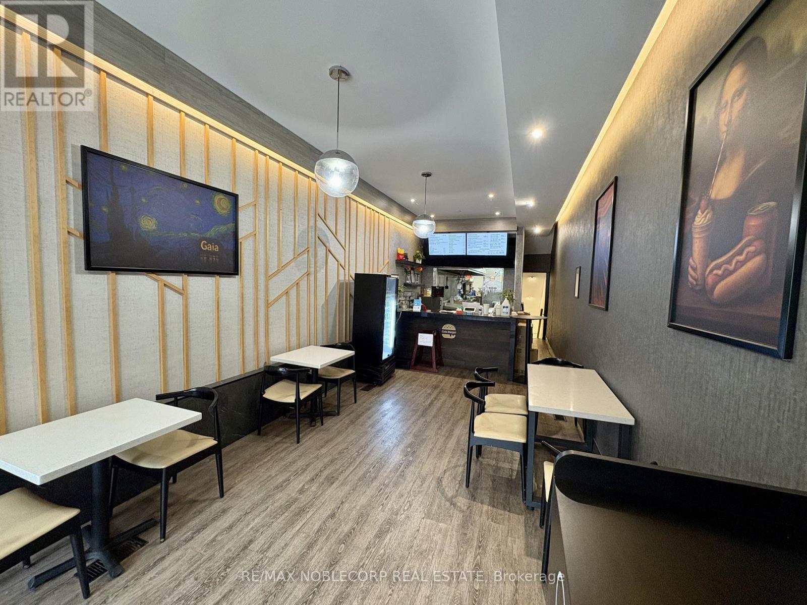 671 Queen Street W, Toronto, Ontario  M6J 1E6 - Photo 4 - C12468625