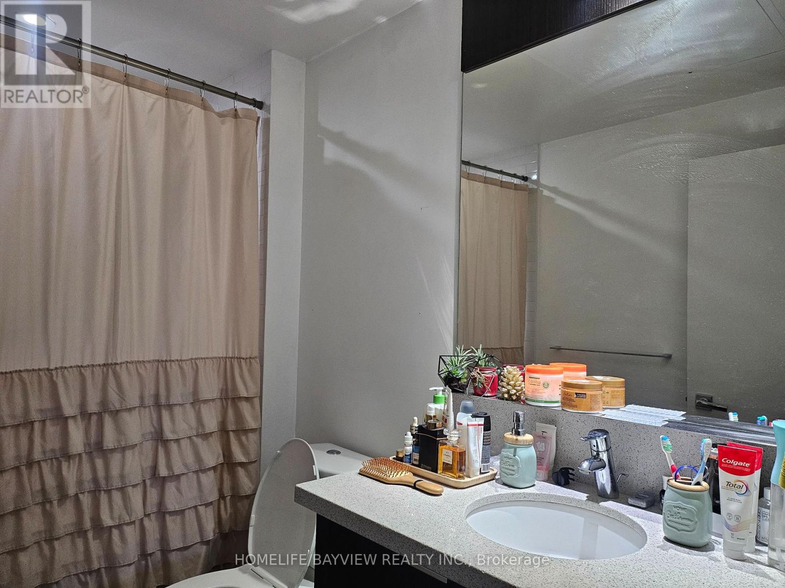 1810 - 21 Widmer Street, Toronto, Ontario  M5V 2E8 - Photo 13 - C12468653