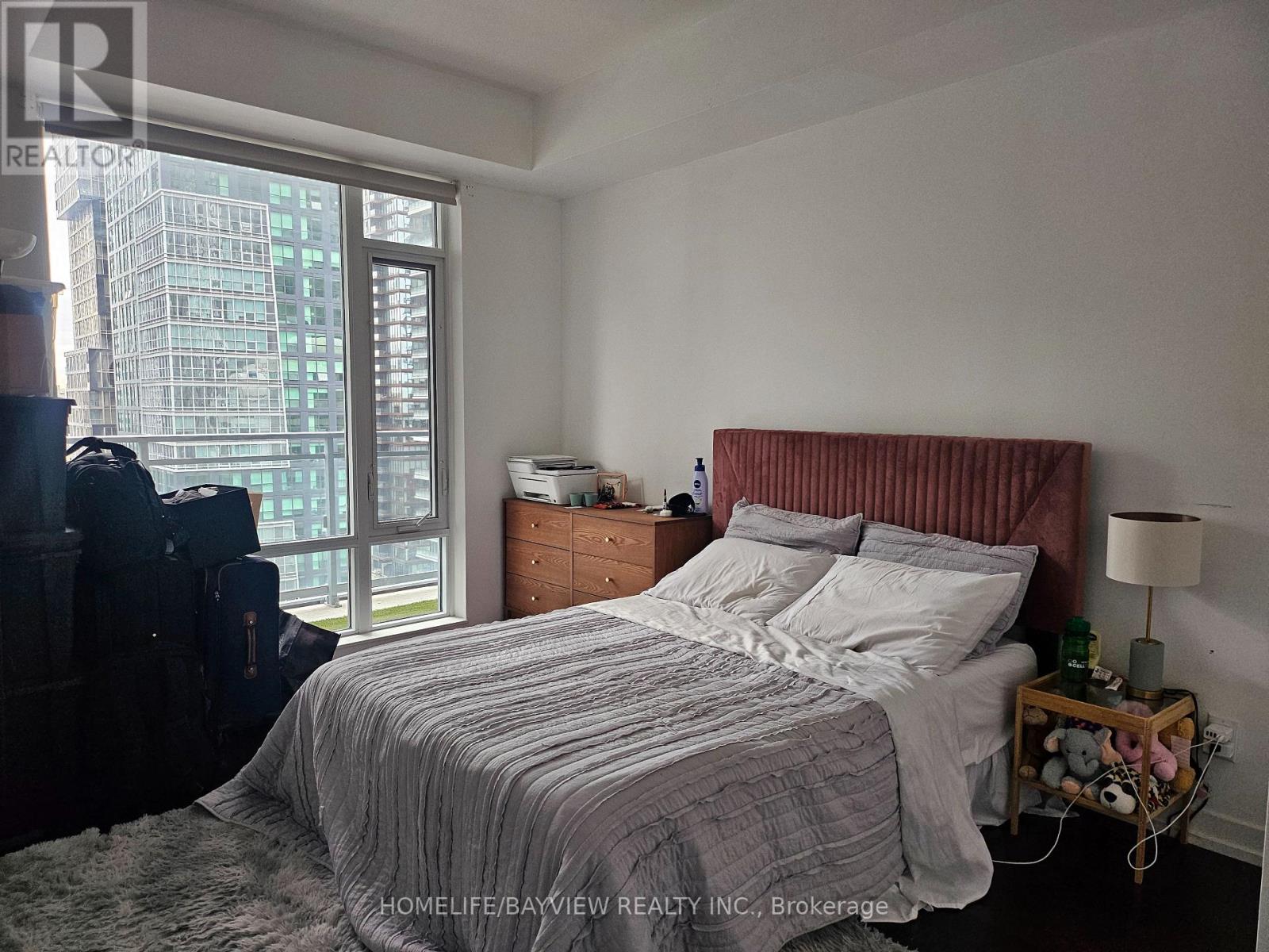 1810 - 21 Widmer Street, Toronto, Ontario  M5V 2E8 - Photo 8 - C12468653
