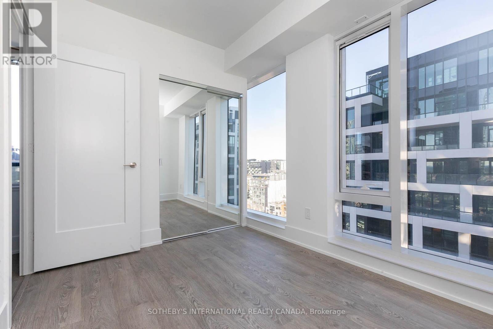 1004 - 480 Front Street W, Toronto, Ontario  M5V 0V6 - Photo 17 - C12468678
