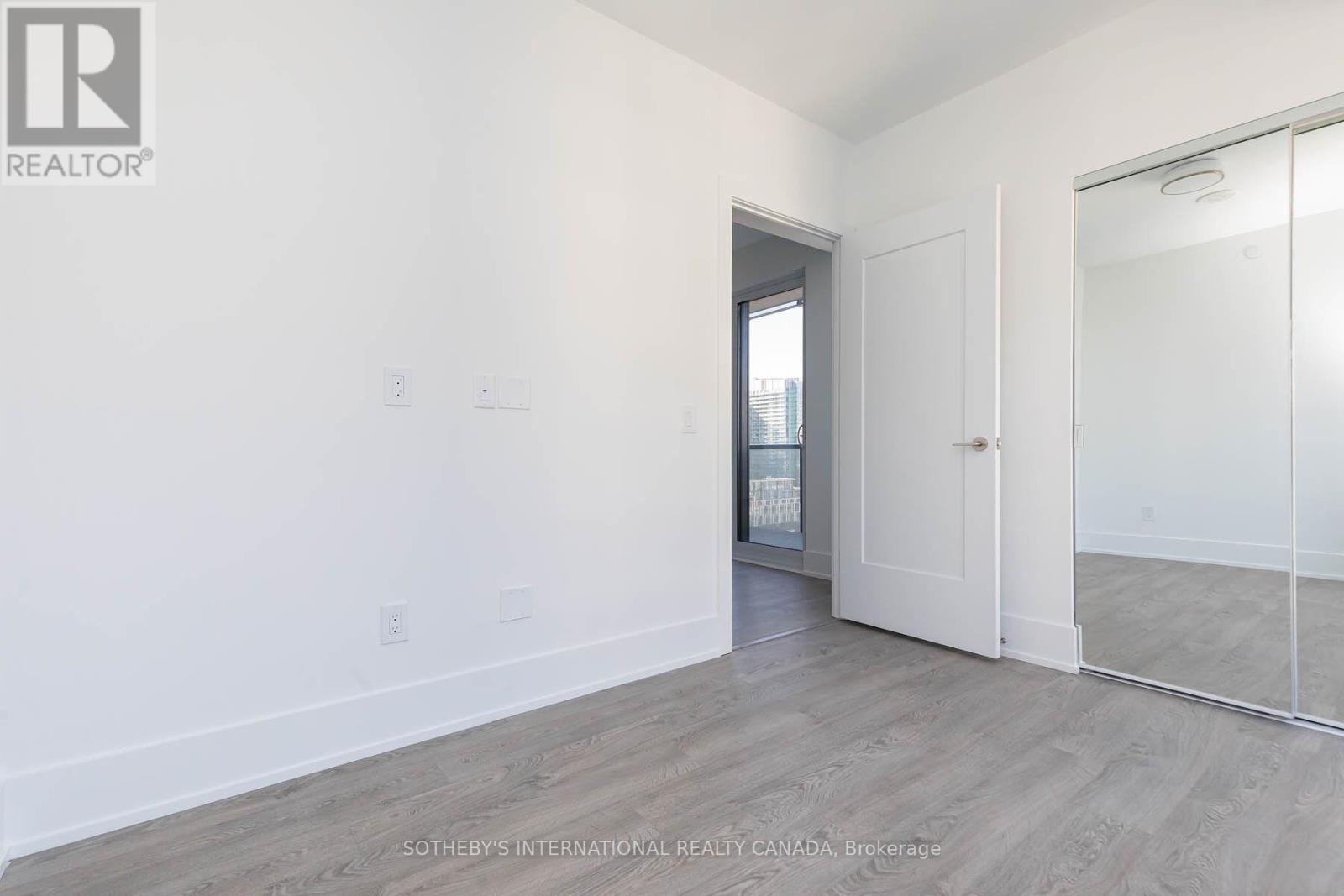 1004 - 480 Front Street W, Toronto, Ontario  M5V 0V6 - Photo 18 - C12468678