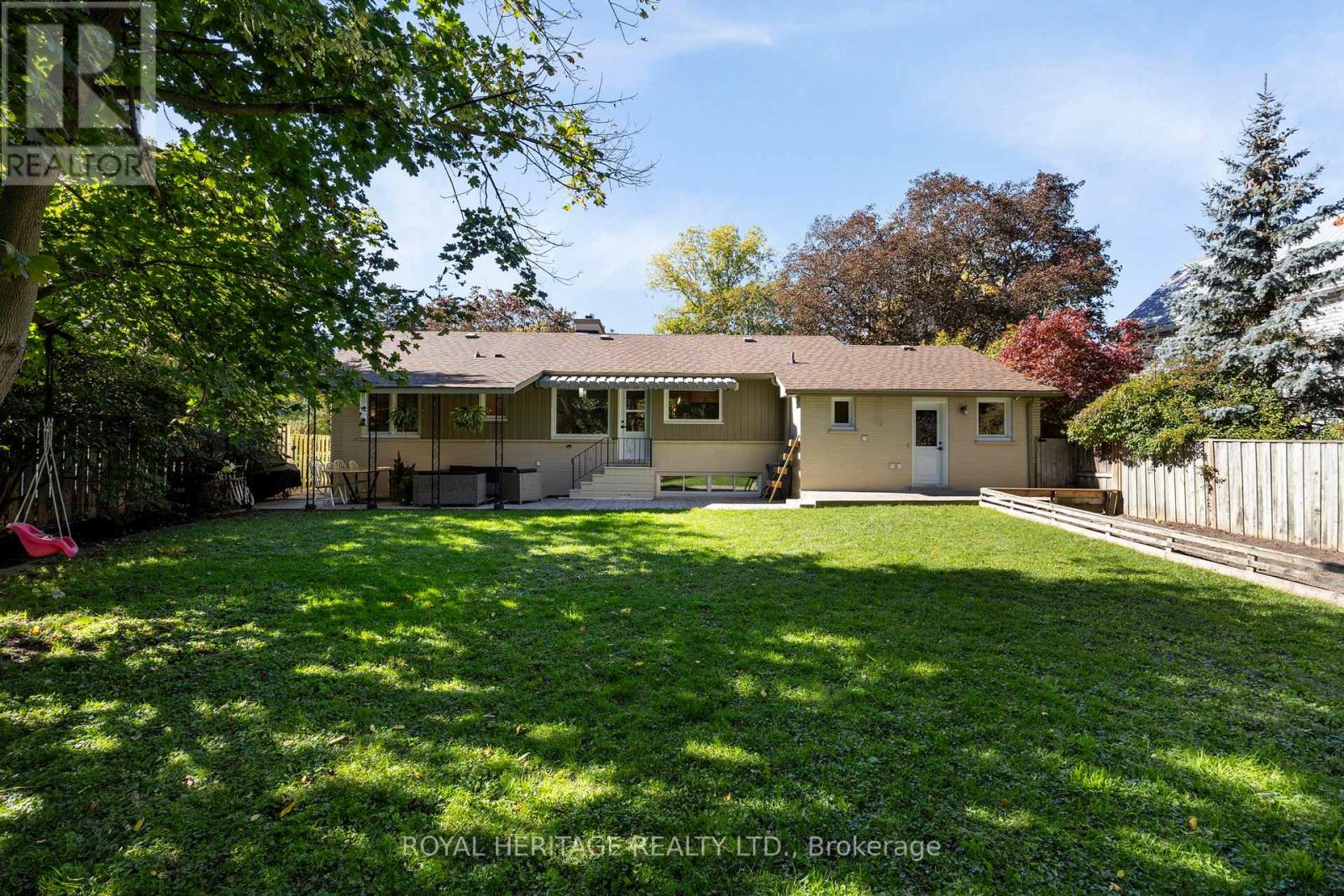 321 Centre Street N, Whitby, Ontario  L1N 4T3 - Photo 36 - E12468681