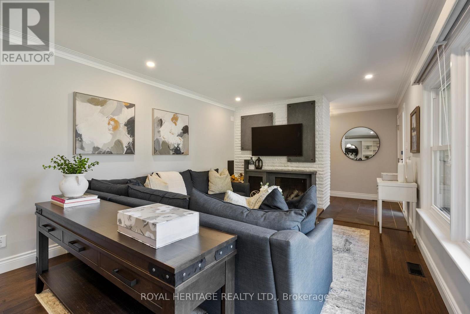 321 Centre Street N, Whitby, Ontario  L1N 4T3 - Photo 6 - E12468681