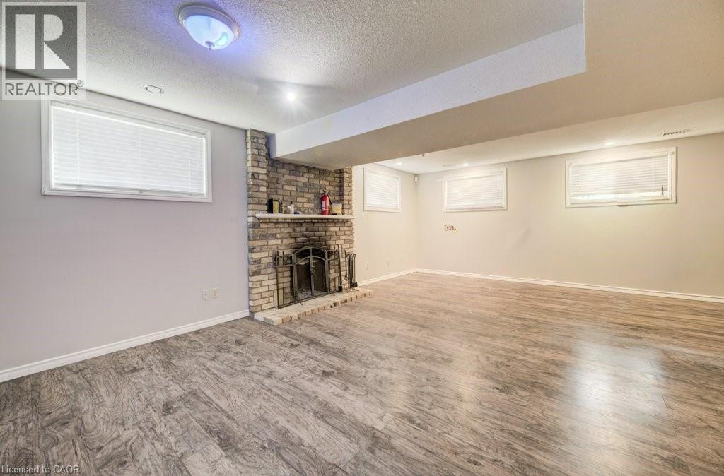7 Folkstone Crescent, Kitchener, Ontario  N2E 2Y9 - Photo 33 - 40777813