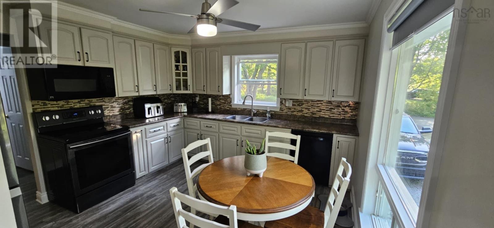 202 Saunders Road, Deerfield, Nova Scotia  B5A 5N6 - Photo 5 - 202526107