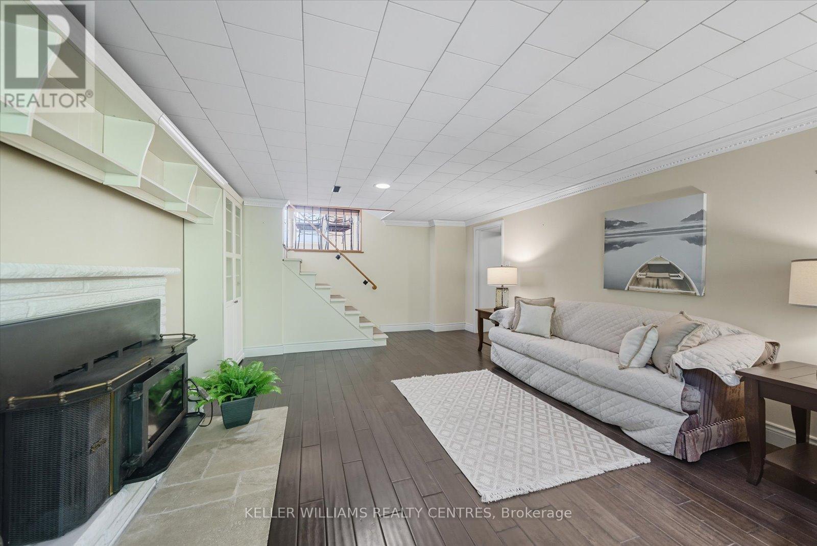 655 Park Court, Newmarket, Ontario  L3Y 3N5 - Photo 29 - N12468611