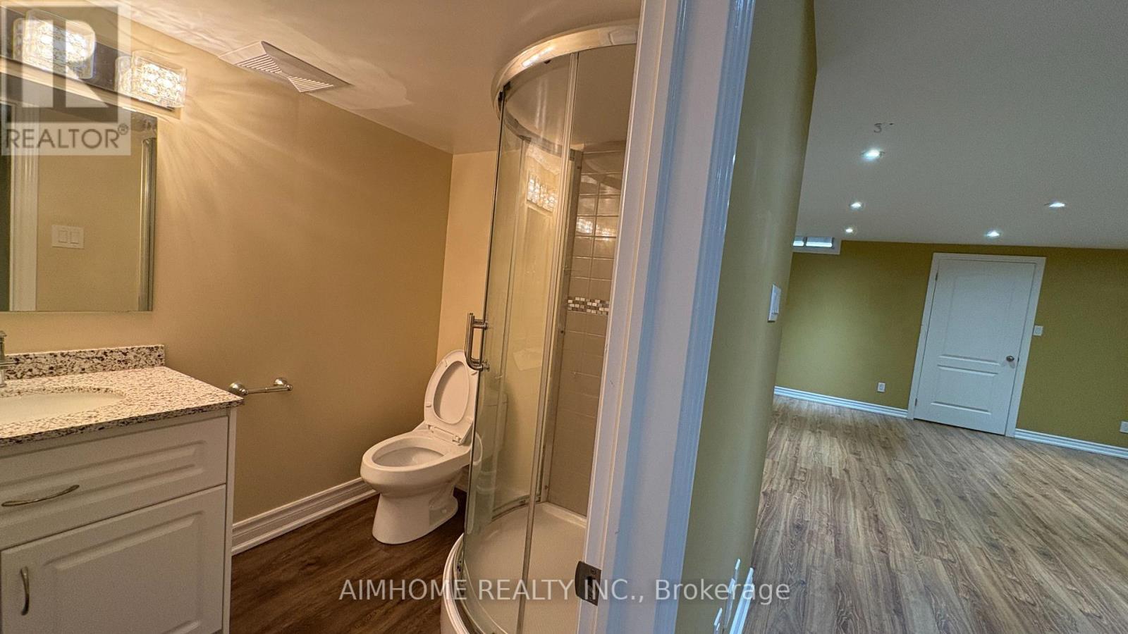 90 Briarhall Crescent, Markham, Ontario  L6C 2C7 - Photo 24 - N12468663