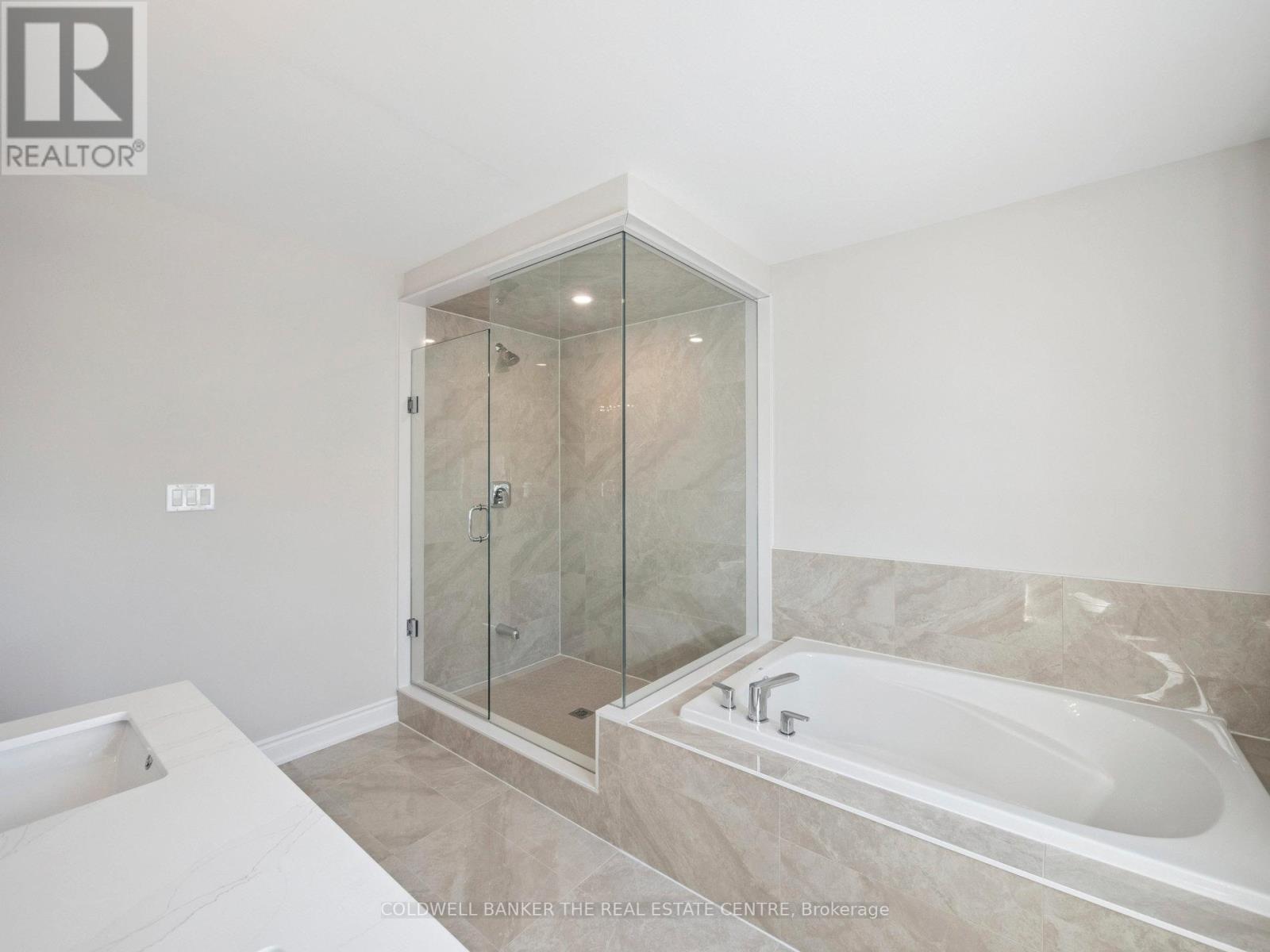 13 Hildred Cushing Way, Uxbridge, Ontario  L9P 0S1 - Photo 11 - N12468675