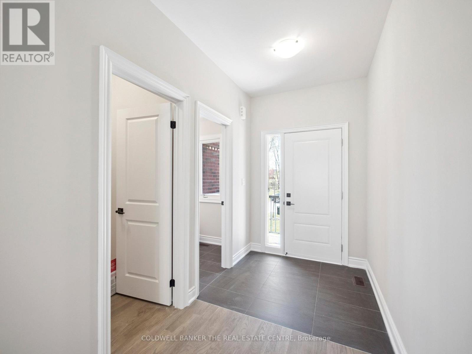 13 Hildred Cushing Way, Uxbridge, Ontario  L9P 0S1 - Photo 5 - N12468675