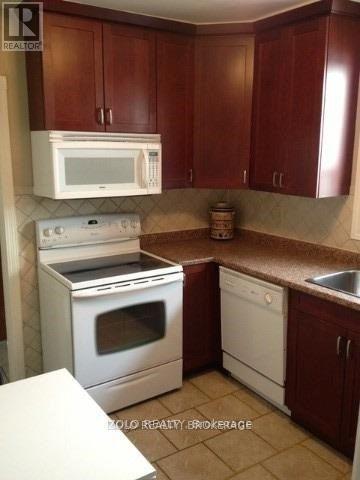 23 Green Lanes, Toronto, Ontario  M8Z 4V5 - Photo 8 - W12468604