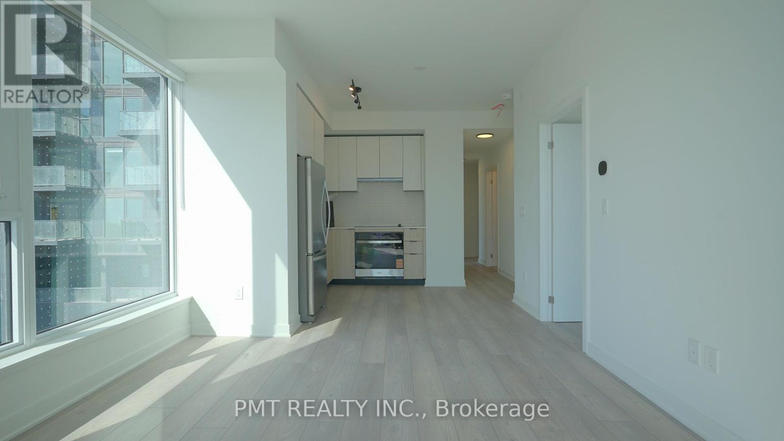318 - 1007 The Queensway, Toronto, Ontario  M8Z 0H4 - Photo 2 - W12468607