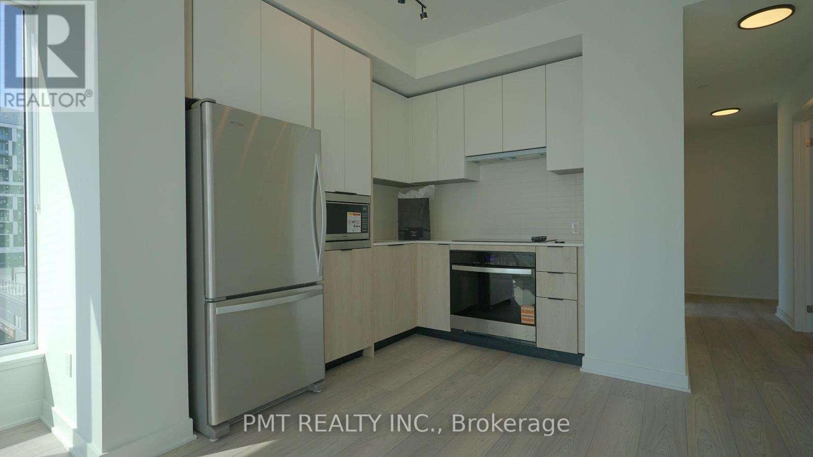 318 - 1007 The Queensway, Toronto, Ontario  M8Z 0H4 - Photo 6 - W12468607