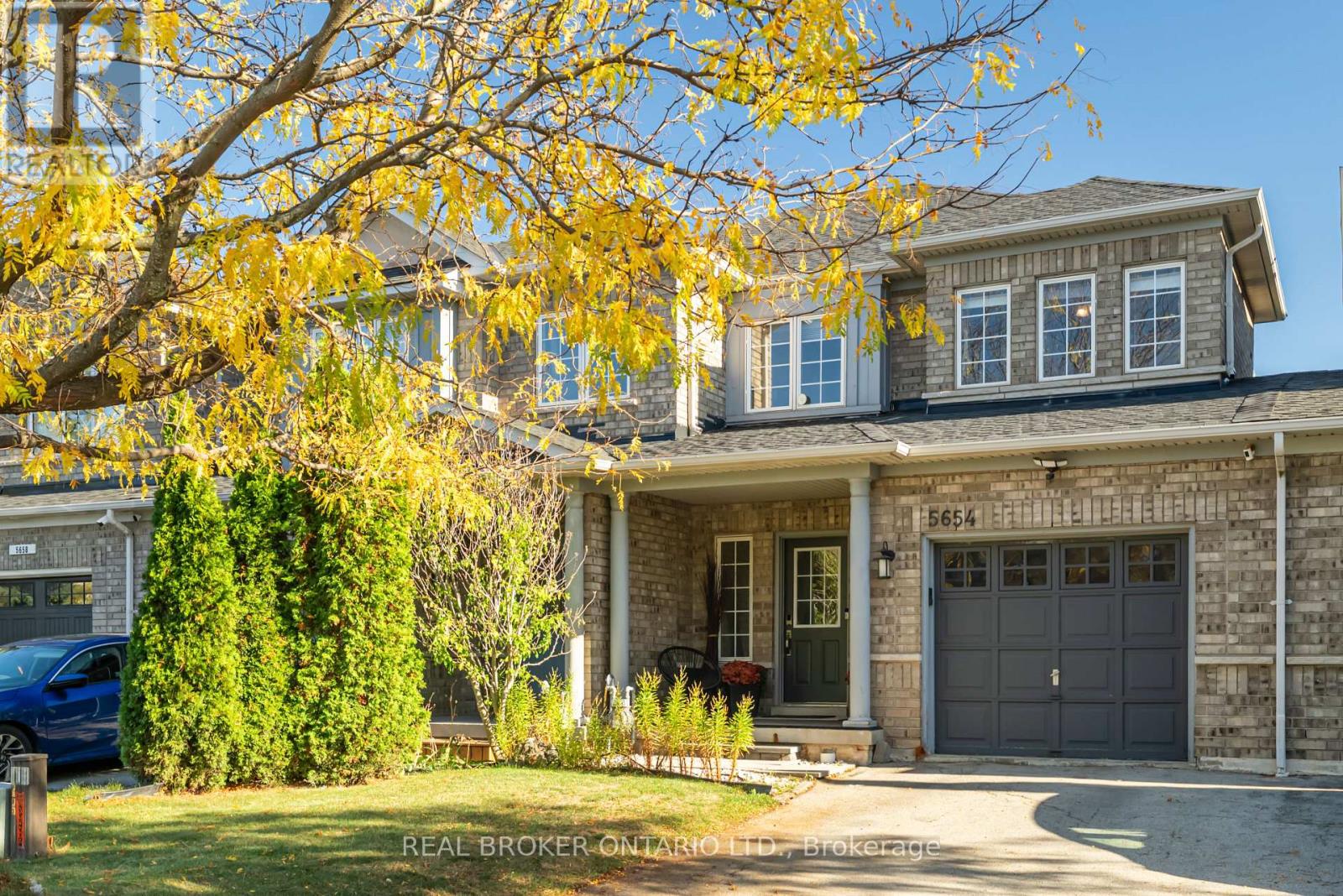 5654 Barbara Crescent, Burlington, Ontario  L7L 6X3 - Photo 2 - W12468612