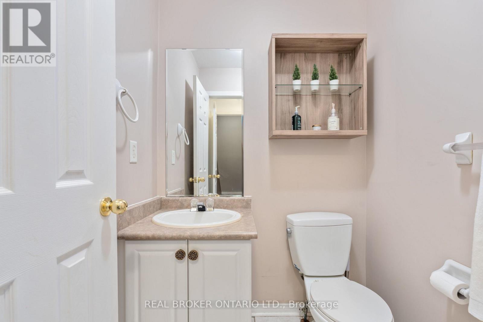 5654 Barbara Crescent, Burlington, Ontario  L7L 6X3 - Photo 29 - W12468612