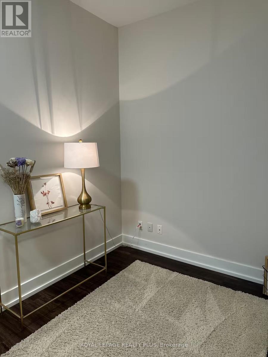 3415 - 105 The Queensway Avenue, Toronto, Ontario  M6S 5B5 - Photo 10 - W12468621