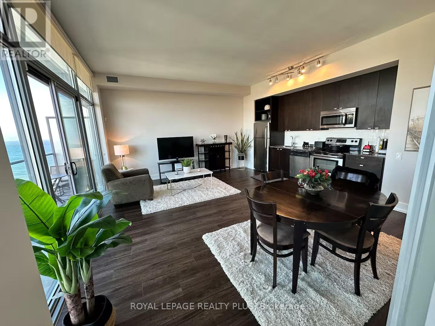 3415 - 105 The Queensway Avenue, Toronto, Ontario  M6S 5B5 - Photo 15 - W12468621