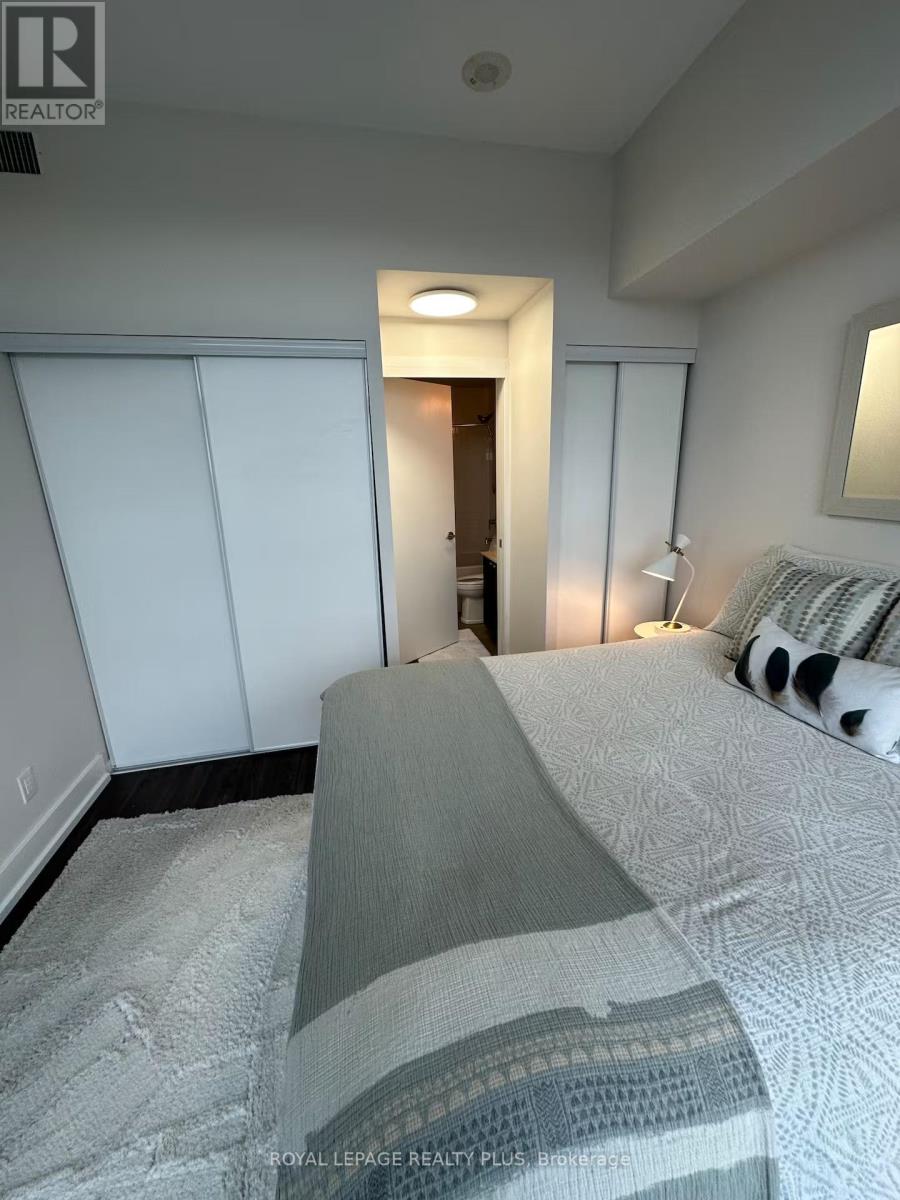 3415 - 105 The Queensway Avenue, Toronto, Ontario  M6S 5B5 - Photo 25 - W12468621