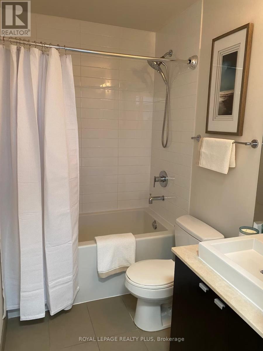 3415 - 105 The Queensway Avenue, Toronto, Ontario  M6S 5B5 - Photo 27 - W12468621