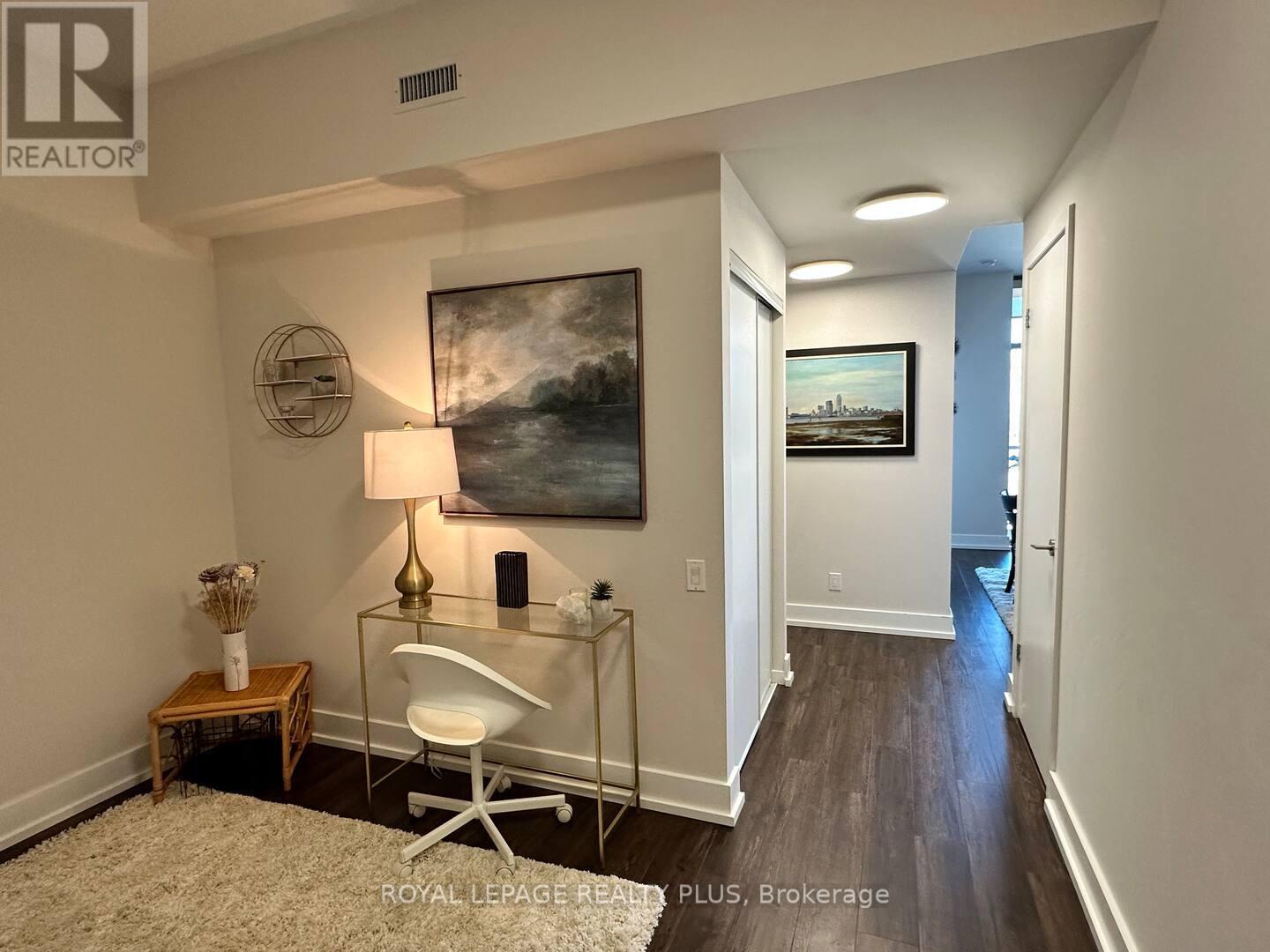 3415 - 105 The Queensway Avenue, Toronto, Ontario  M6S 5B5 - Photo 9 - W12468621