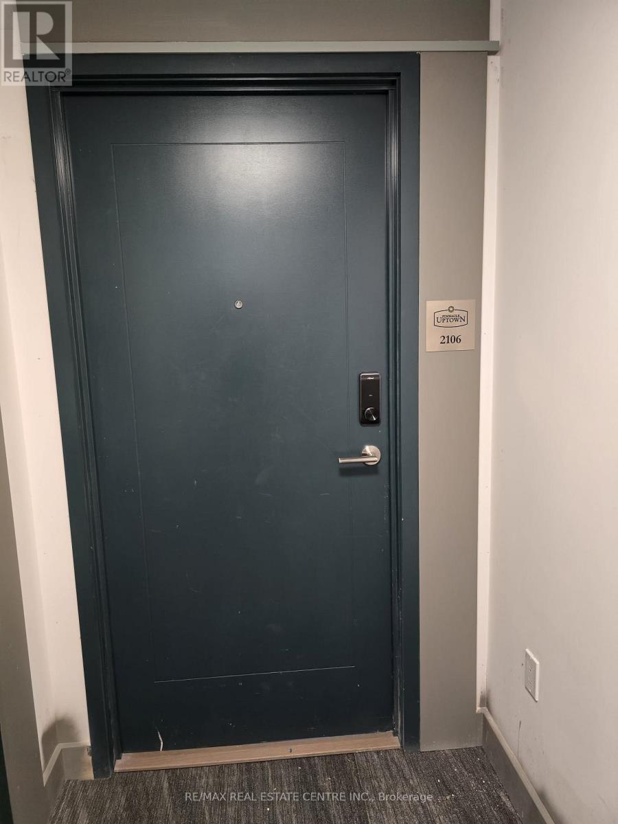 2106 - 15 Watergarden Drive, Mississauga, Ontario  L5R 1B2 - Photo 2 - W12468657