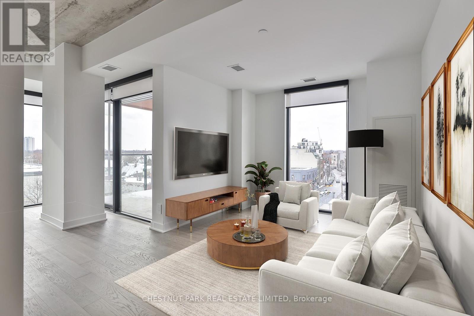 508 - 2720 DUNDAS STREET W, Toronto, Ontario