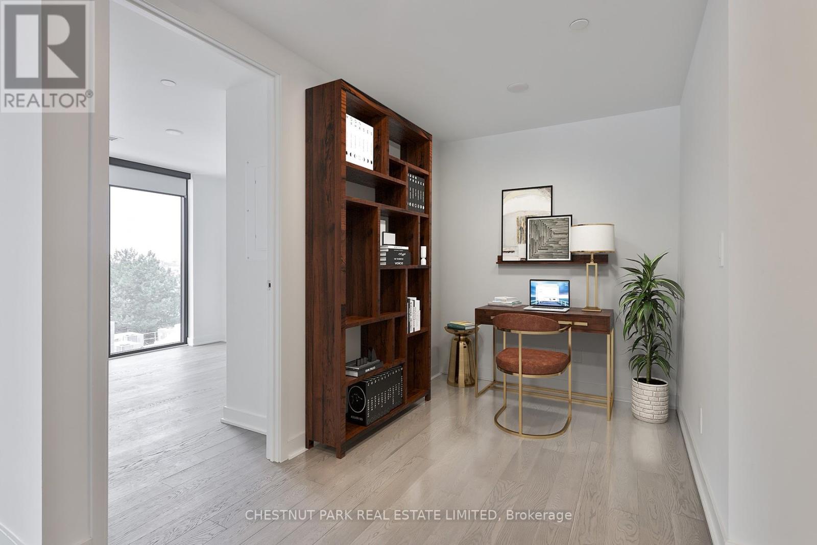 508 - 2720 Dundas Street W, Toronto, Ontario  M6P 1Y2 - Photo 3 - W12468658