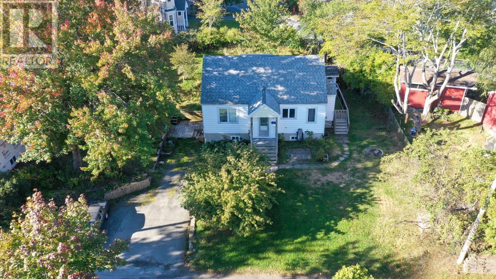5 Bonaventure Drive, Halifax, Nova Scotia  B3M 1R9 - Photo 2 - 202525892
