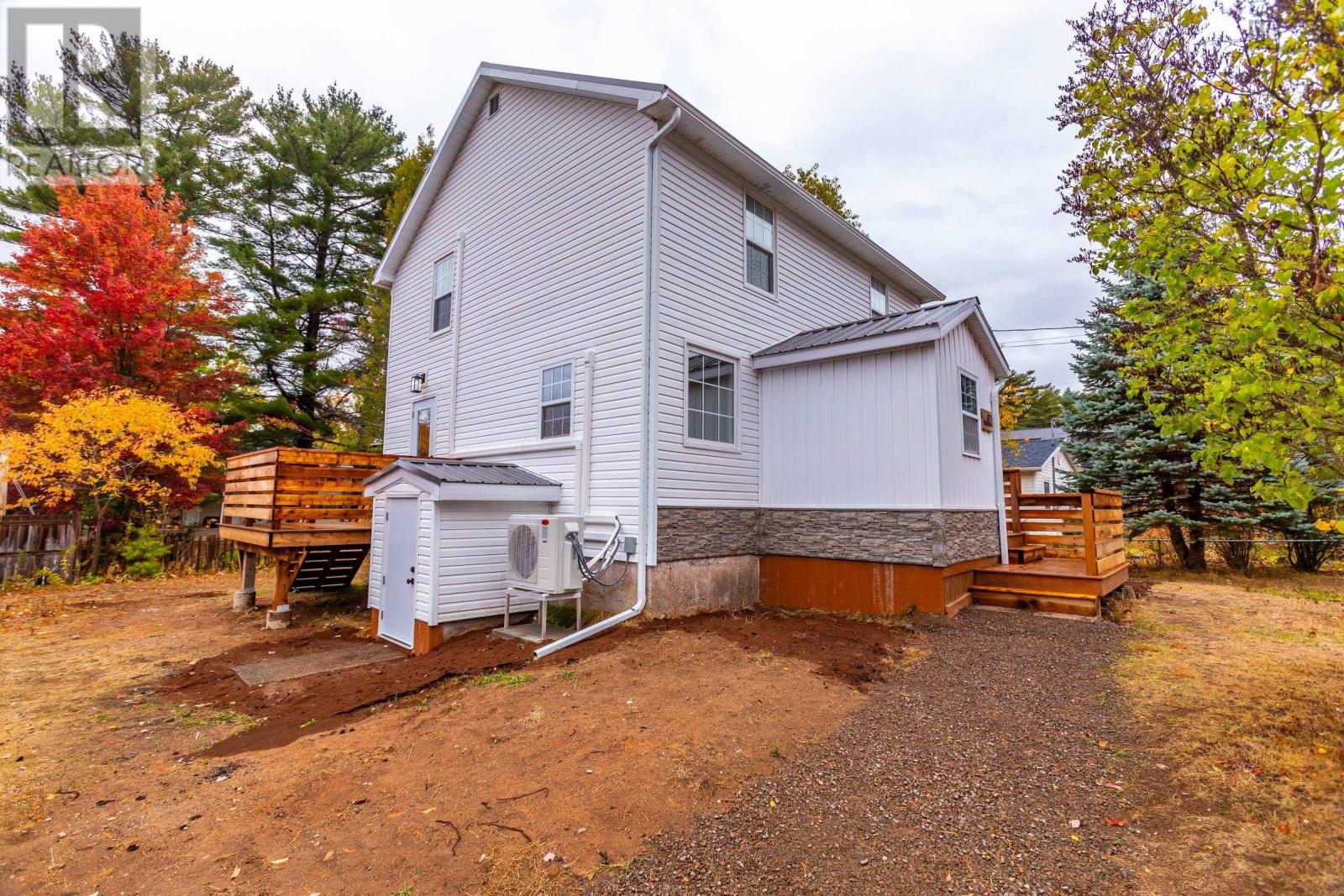 637 Aldred Drive, Greenwood, Nova Scotia  B0P 1R0 - Photo 4 - 202526075