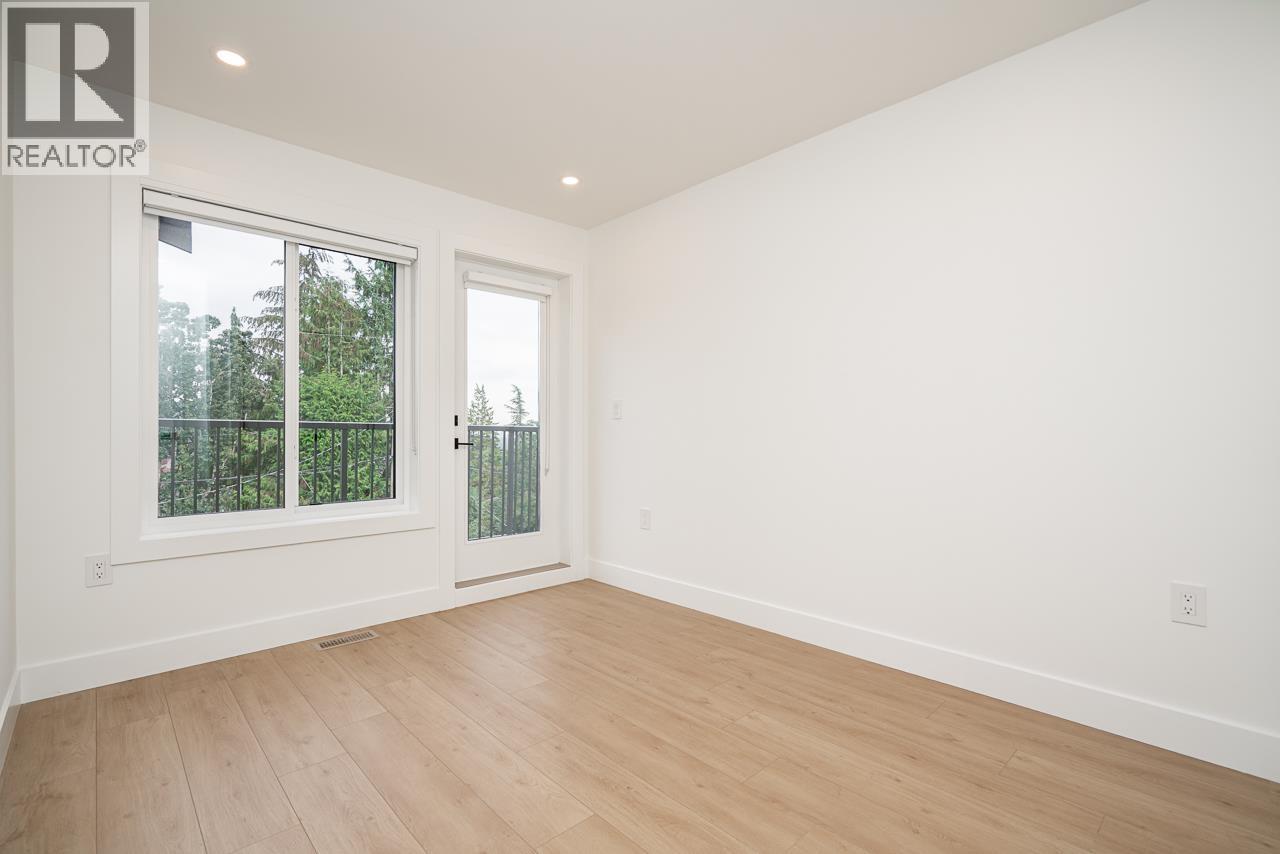 2 128 N Grosvenor Avenue, Burnaby, British Columbia  V5B 1J2 - Photo 23 - R3053196