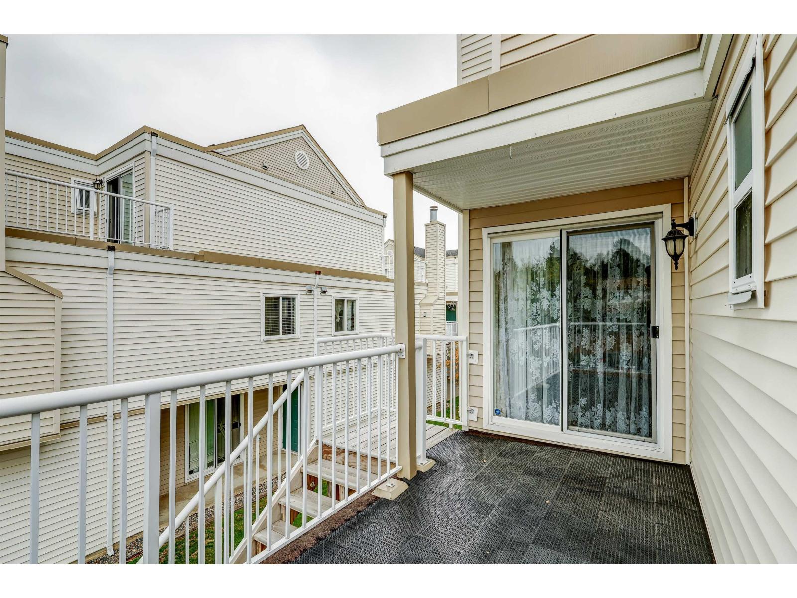 200 10077 156 Street, Surrey, British Columbia  V3R 4L6 - Photo 29 - R3059537