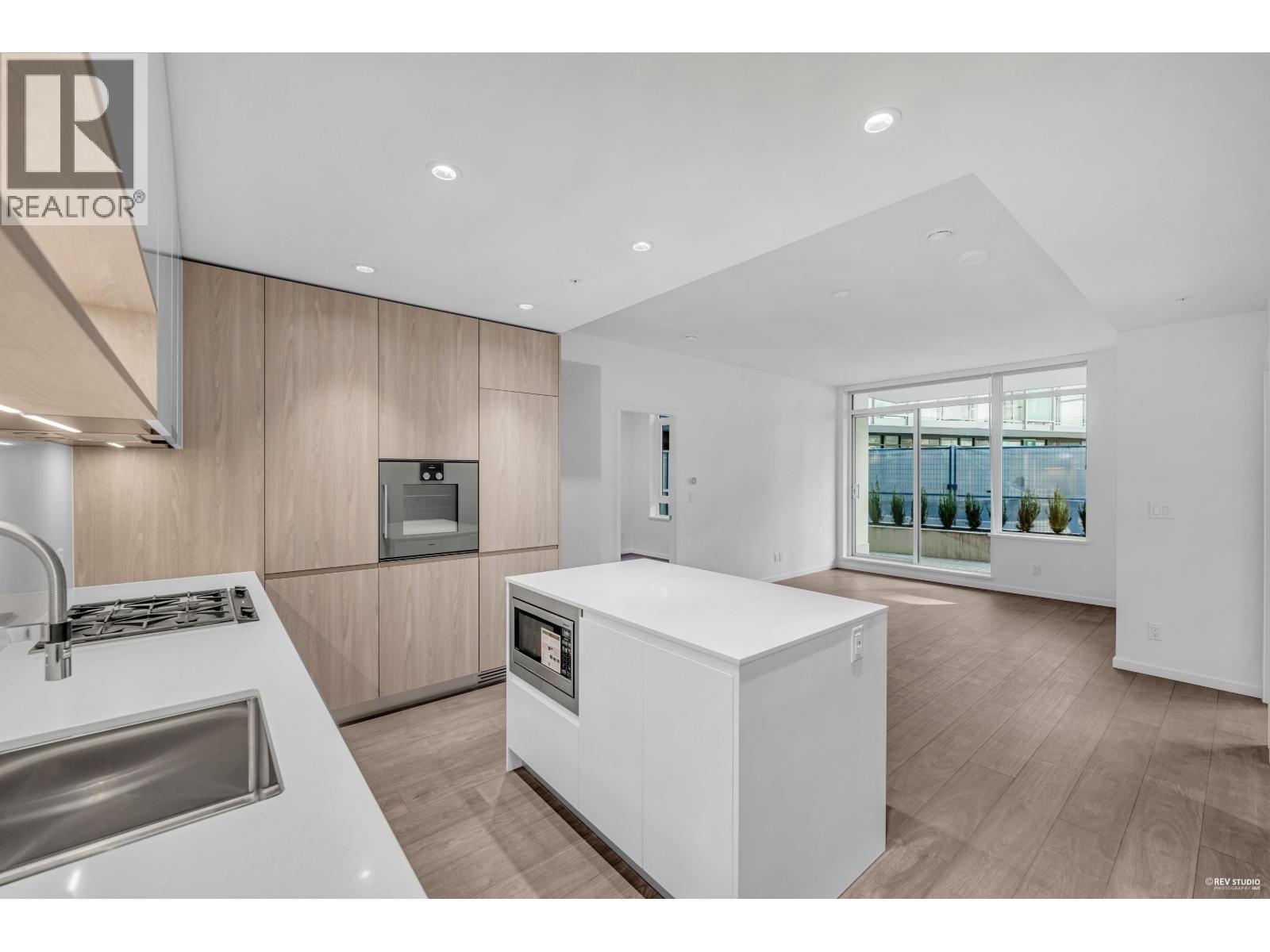 439 6500 Minoru Boulevard, Richmond, British Columbia  V6Y 0N2 - Photo 5 - R3059011