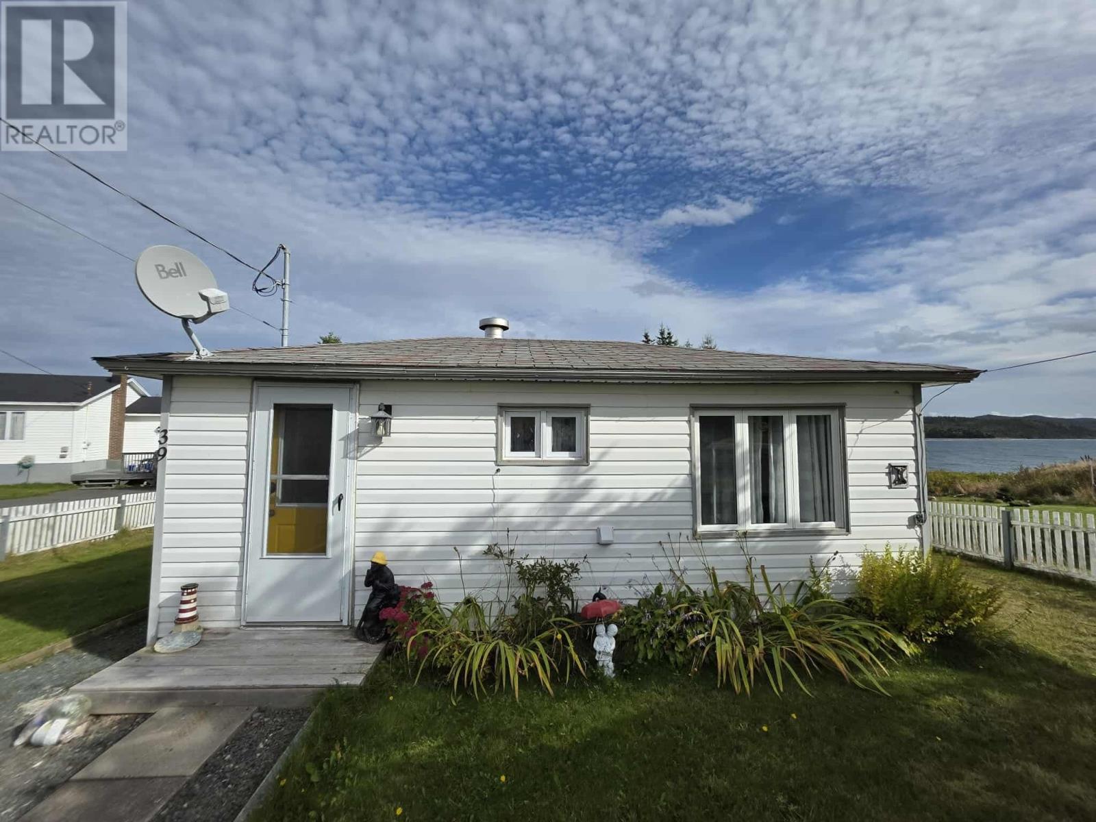 39 Harbour Buffett Road, Arnold's Cove, Newfoundland & Labrador  A0B 1A0 - Photo 1 - 1291668