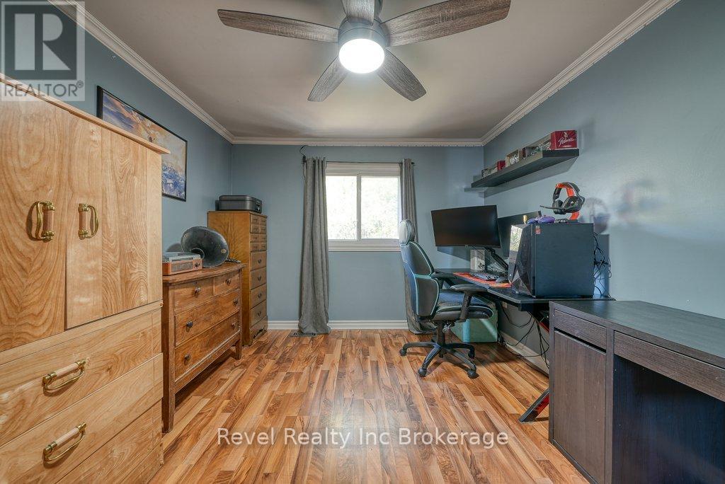 22 - 487 Springbank Avenue N, Woodstock, Ontario  N4T 1R1 - Photo 29 - X12468414