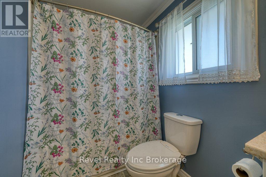 22 - 487 Springbank Avenue N, Woodstock, Ontario  N4T 1R1 - Photo 26 - X12468414