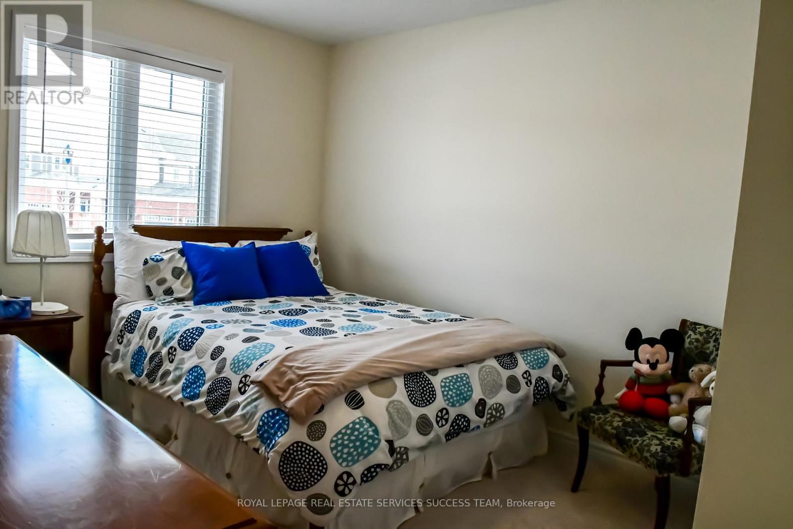 230 Waterbrook Lane, Kitchener, Ontario  N2P 0H7 - Photo 22 - X12468600