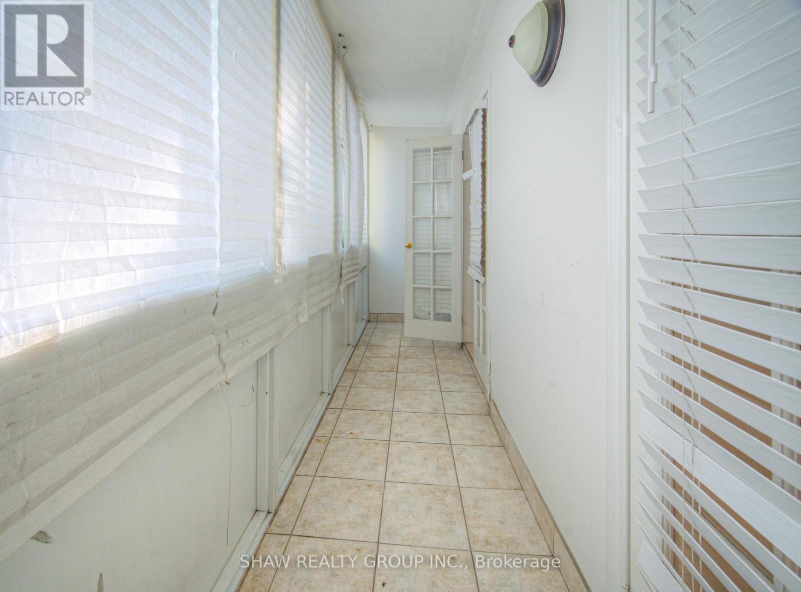 102 - 101 Queen Street S, Hamilton, Ontario  L8P 3R9 - Photo 17 - X12468660